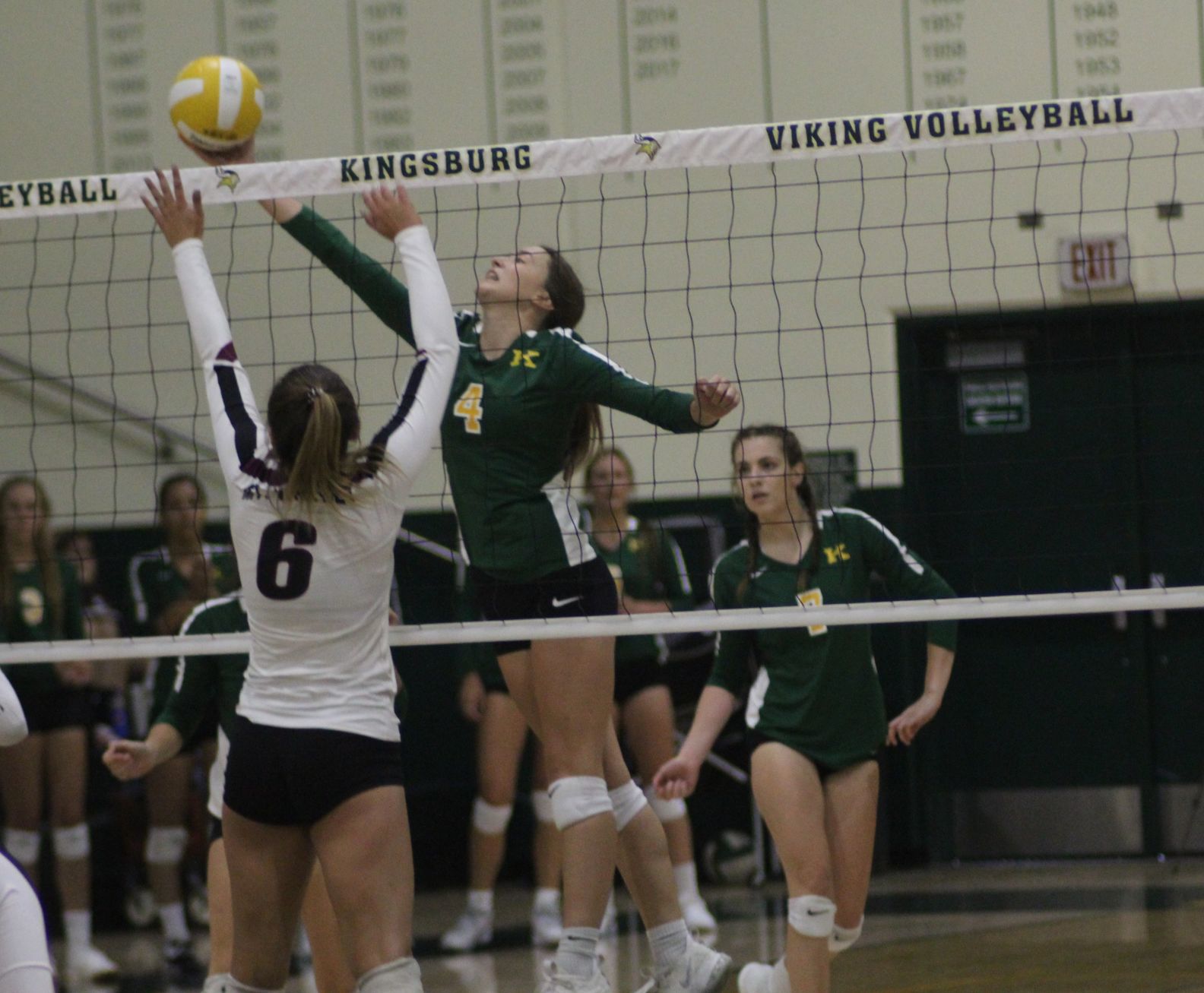 Vikings drop home opener